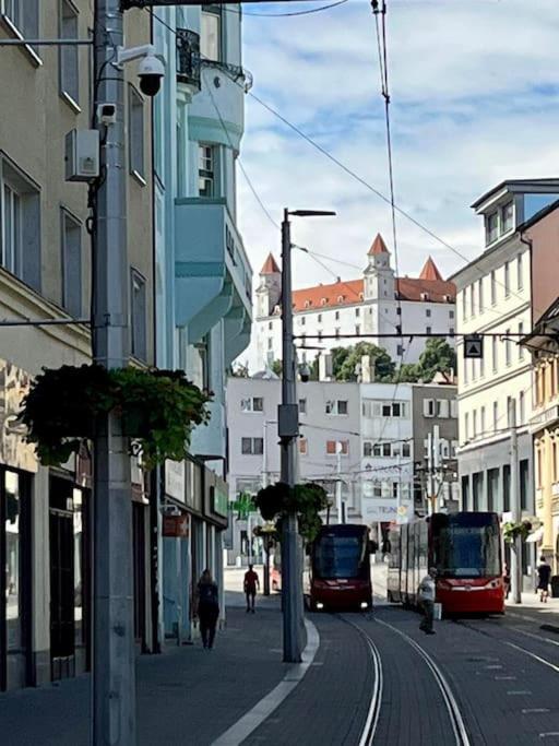 1St May Plaza Bratislava Exterior foto